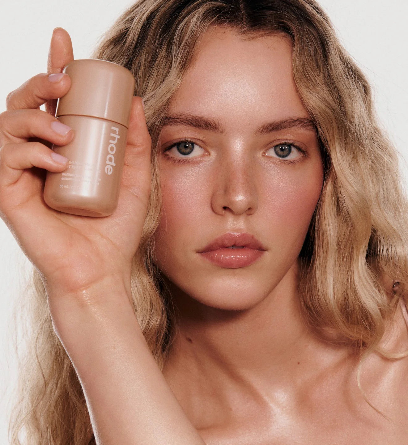 rhode highlight milk  pearly champagne