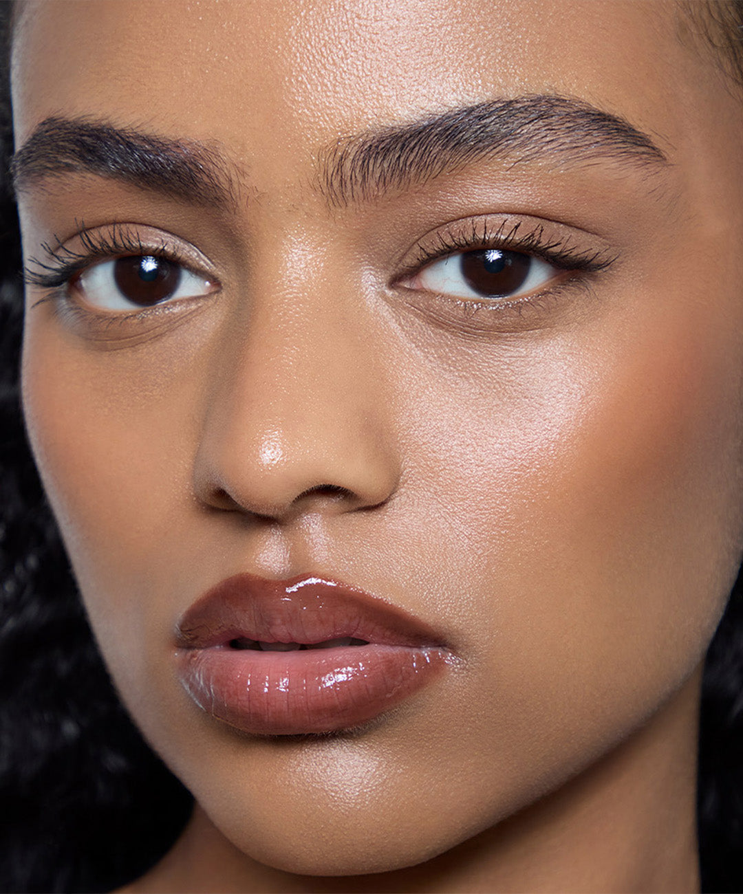 refy lip gloss suede