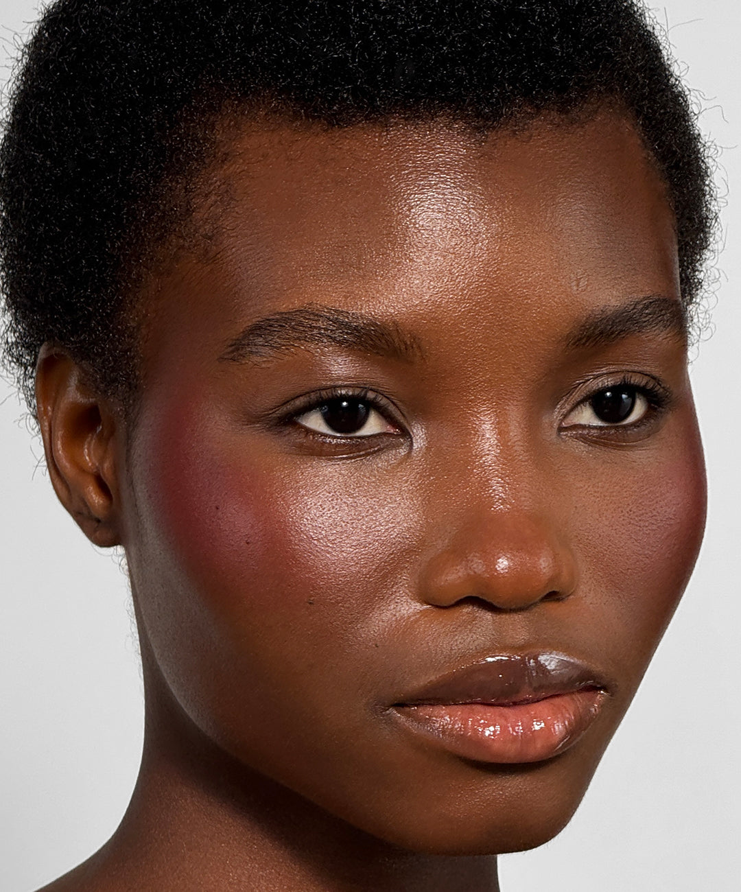 refy cream blush plum