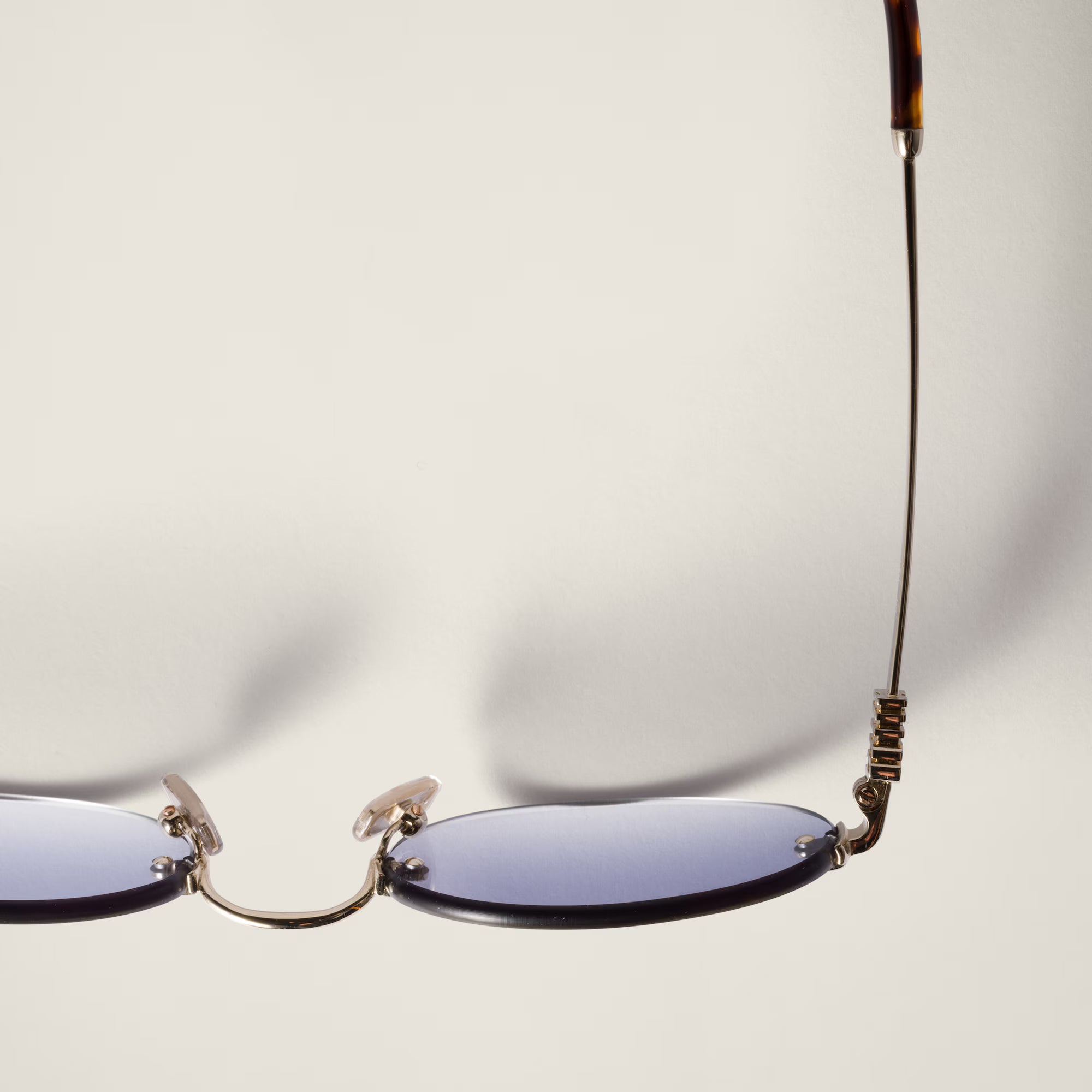 miu miu logo sunglasses