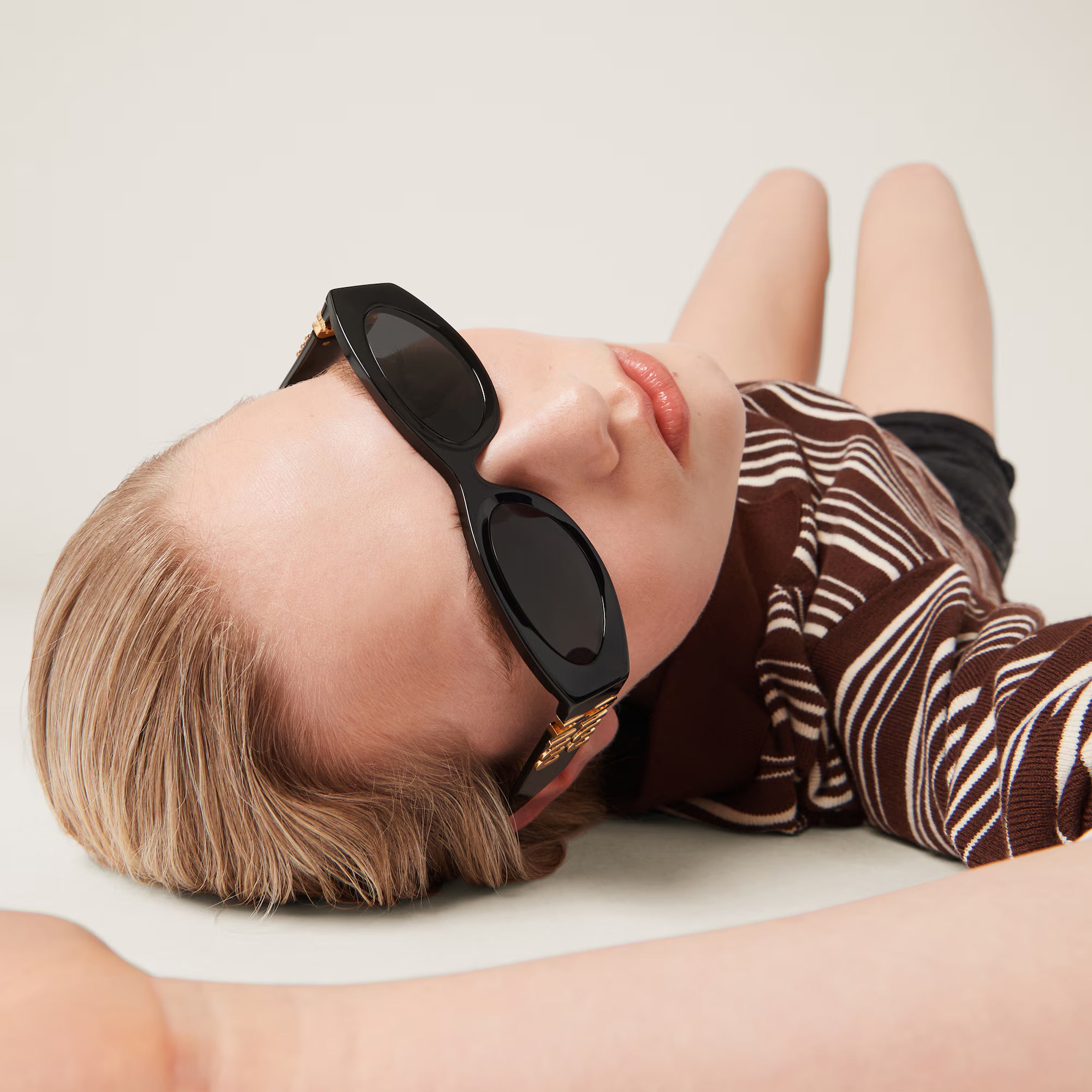 miu glimpse sunglasses