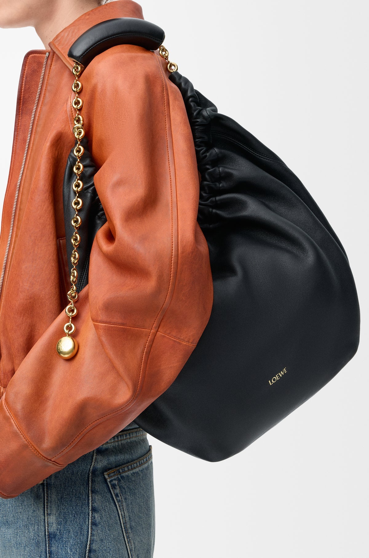 LOEWE Medium Squeeze bag in mellow nappa lambskin