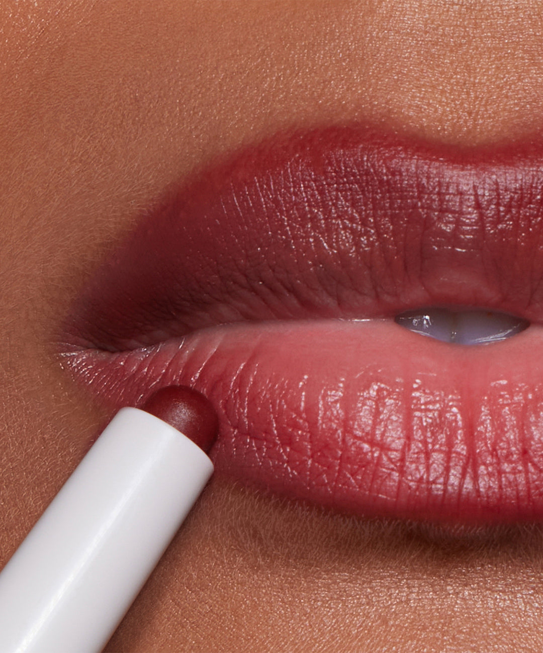 refy blur liner berry