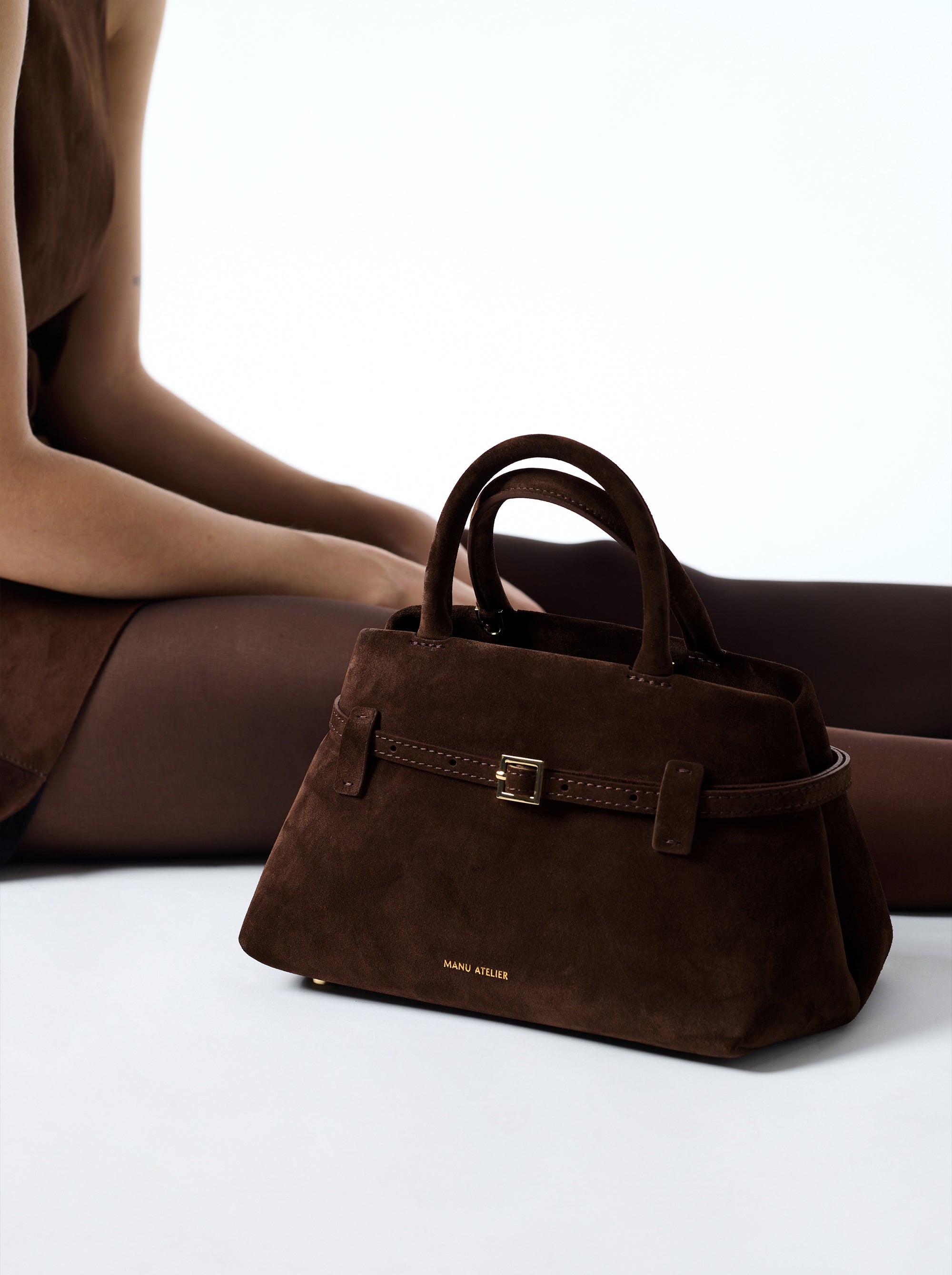 Manu Atelier Le Cambon 25 Deep Brown Suede