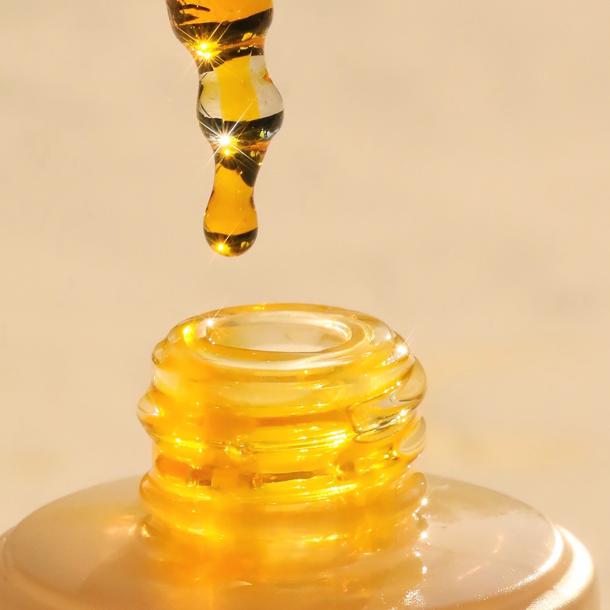 summer fridays heavenly sixteen all-in-one face oil