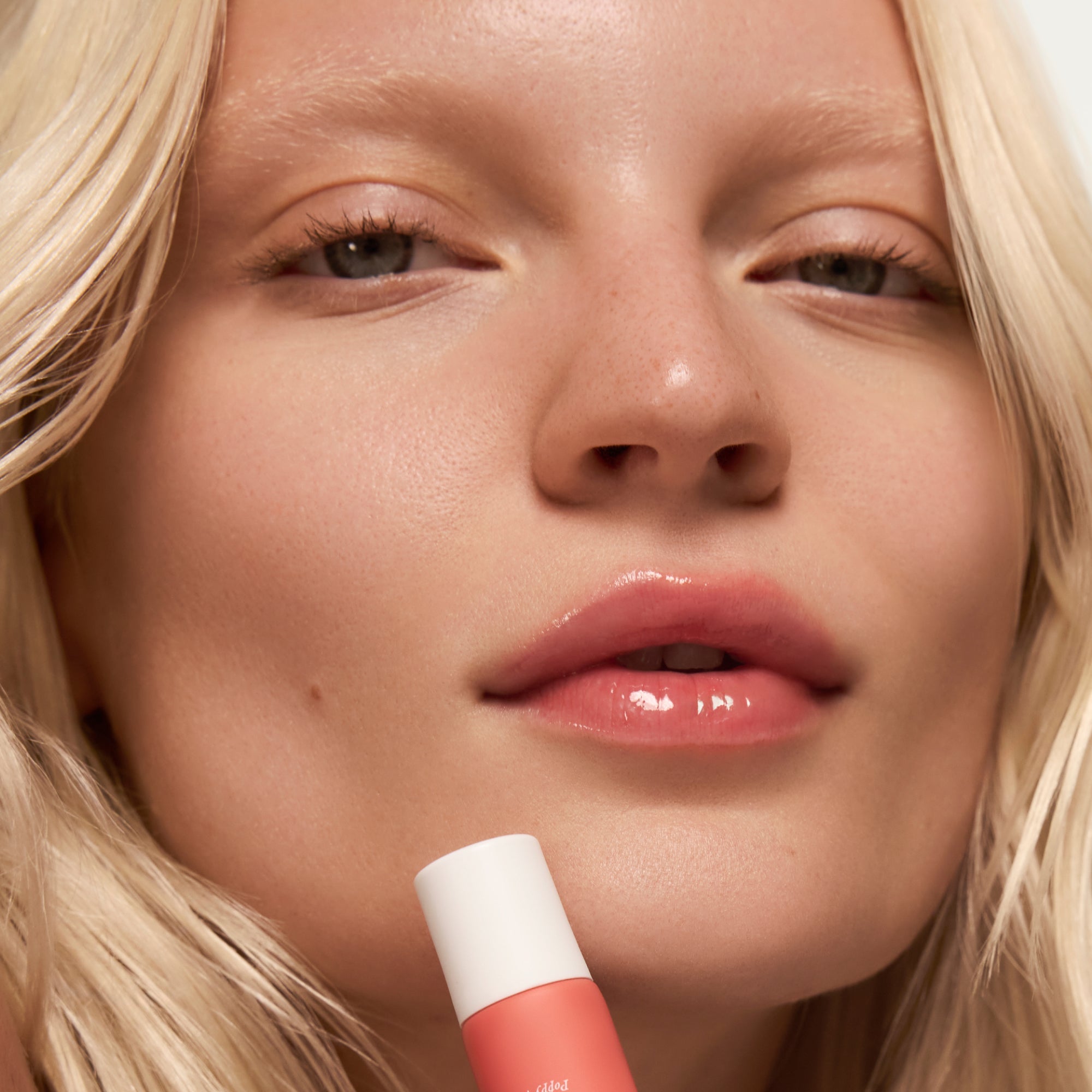 summer fridays lip butter balm poppy