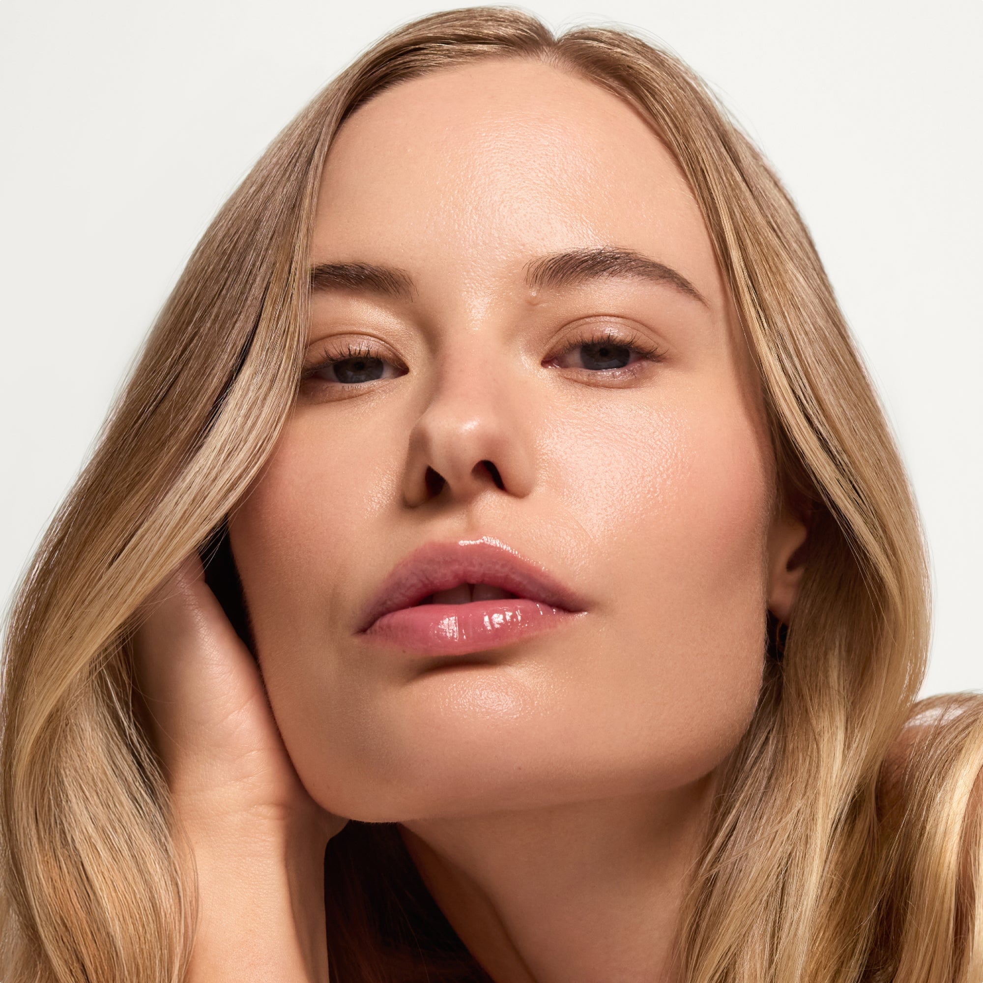 summer fridays sheer skin tint - medium cool peach