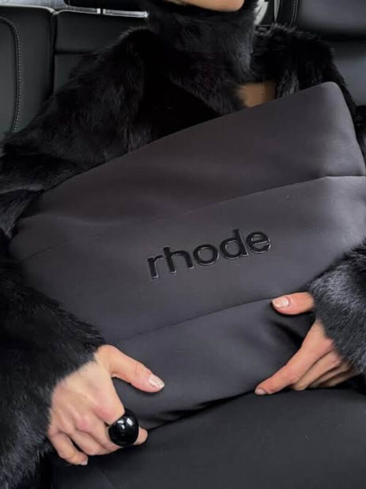 Rhode Oversized Bubble Bag Black – Large