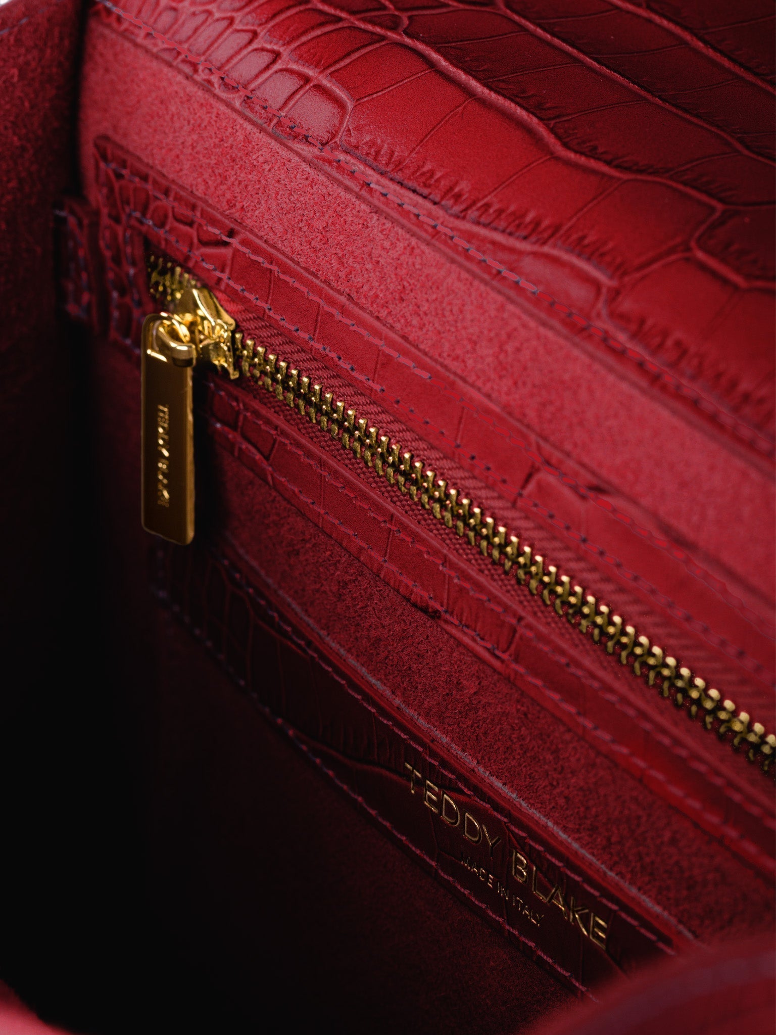 TEDDY BLAKE Ava Croco  11" - Dark Red