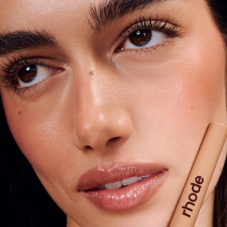 rhode peptide bibir bentuk mengangkat