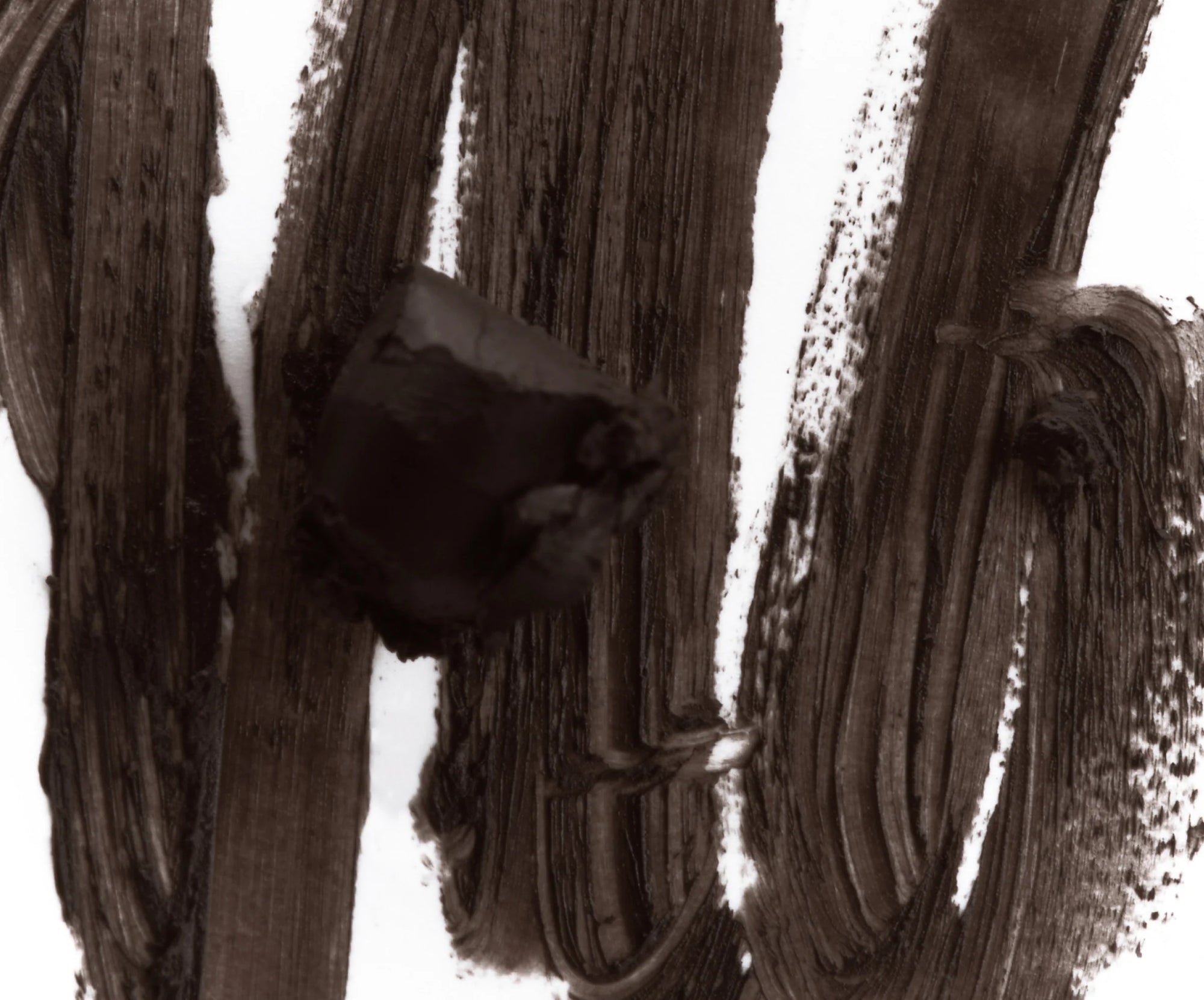 rhode peptide lip shape move