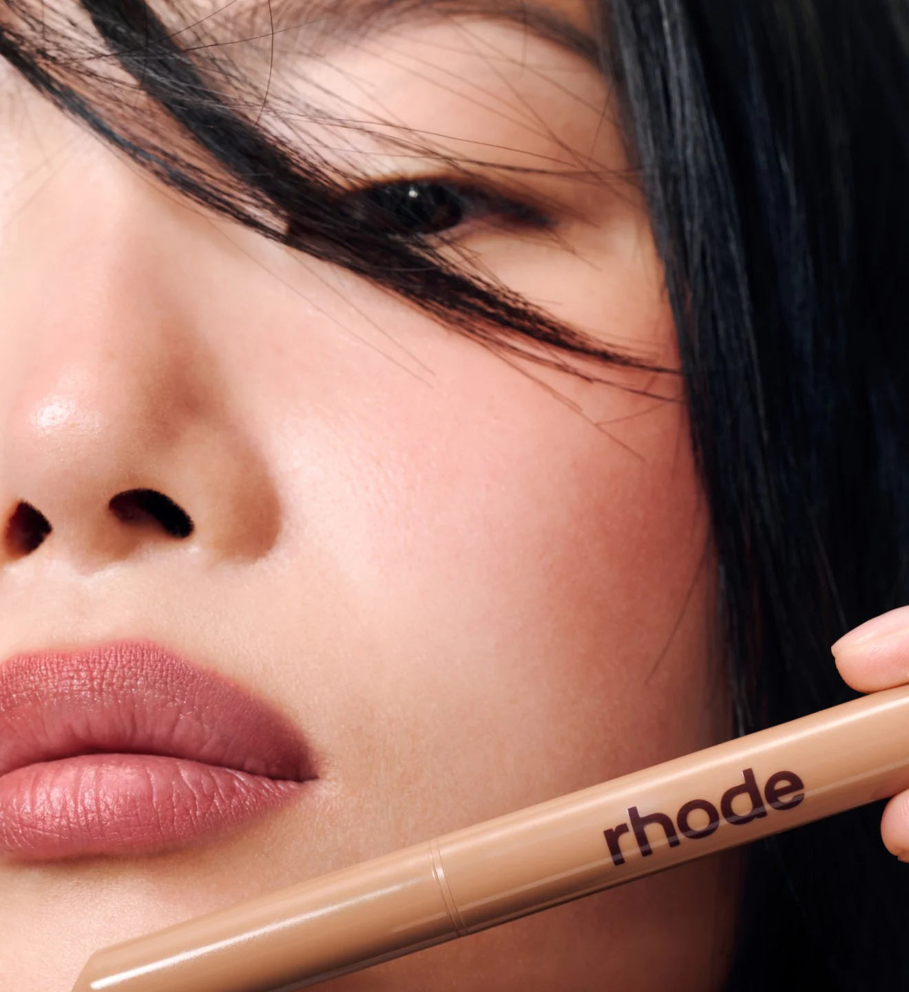 rhode peptide lip shape lift