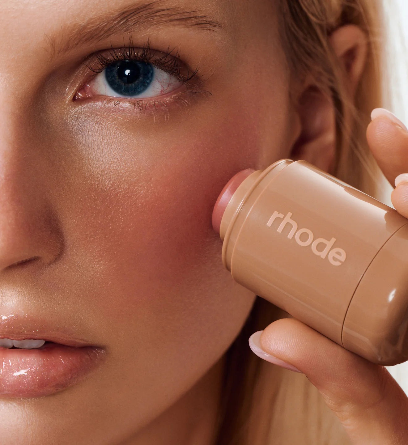 rhode pocket blush tan line